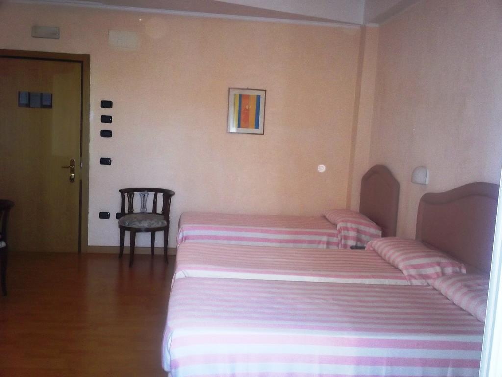 Hotel Gaggiano San Giovanni Rotondo Værelse billede