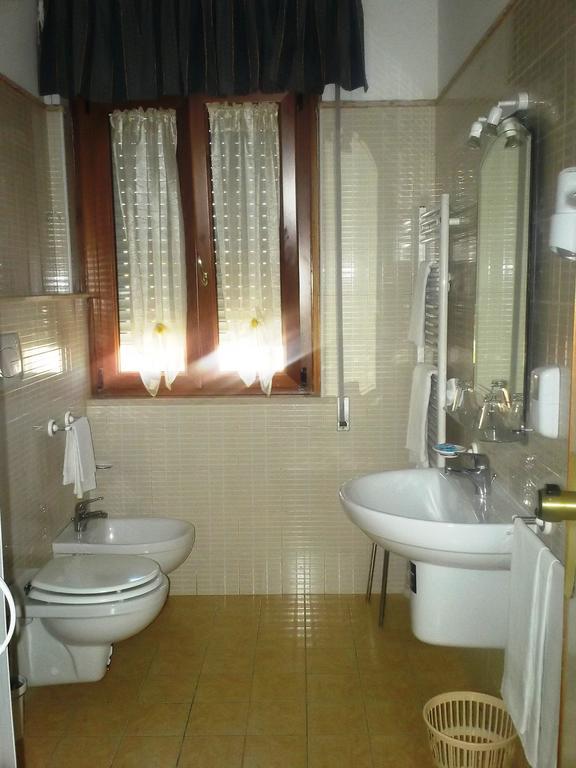 Hotel Gaggiano San Giovanni Rotondo Værelse billede