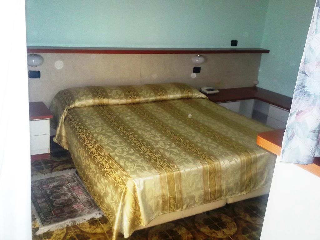 Hotel Gaggiano San Giovanni Rotondo Værelse billede