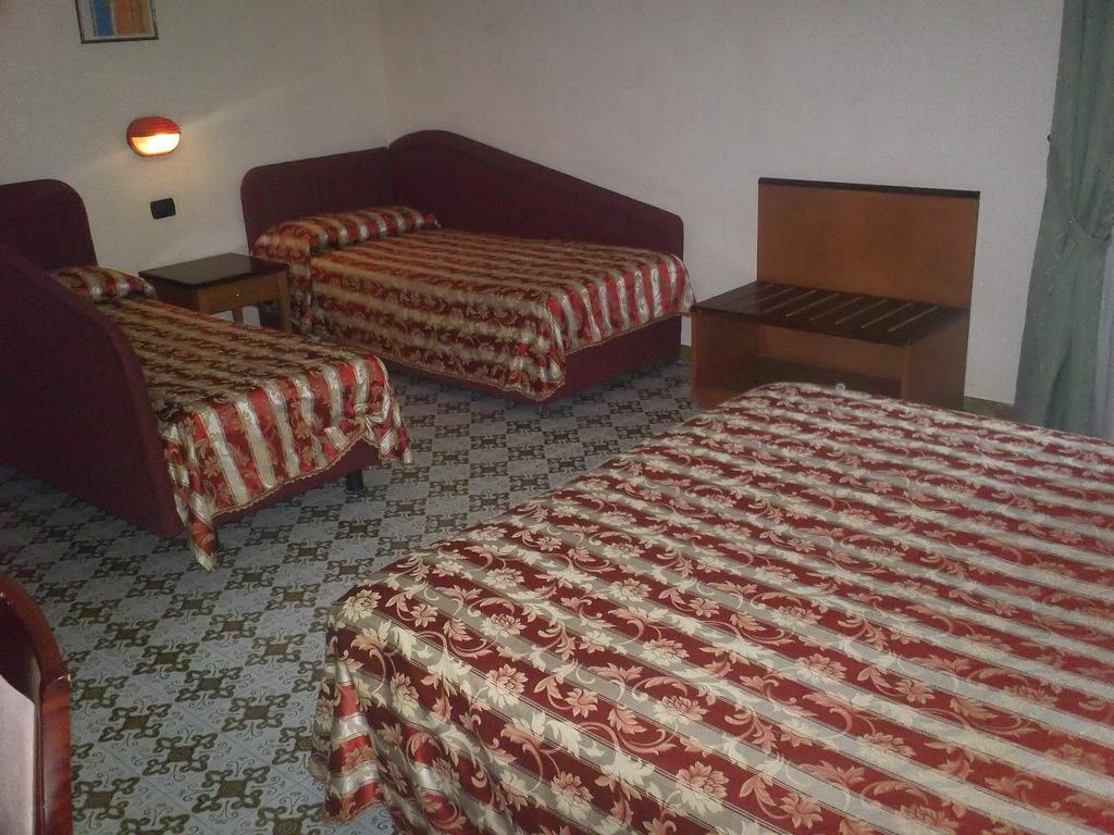 Hotel Gaggiano San Giovanni Rotondo Værelse billede