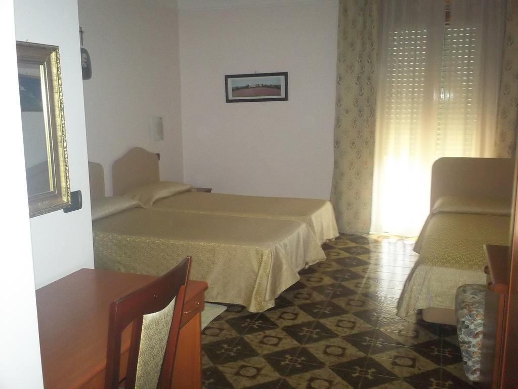 Hotel Gaggiano San Giovanni Rotondo Værelse billede